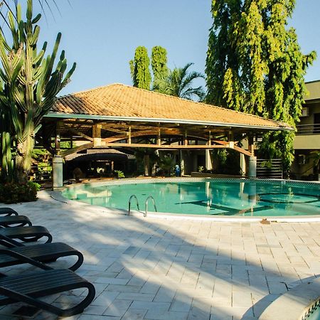 Hotel Ot Três Lagoas المظهر الخارجي الصورة